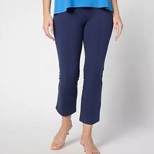Women with Control Renee 2X Navy Tummy Control Straight Leg Crop Pant A689577